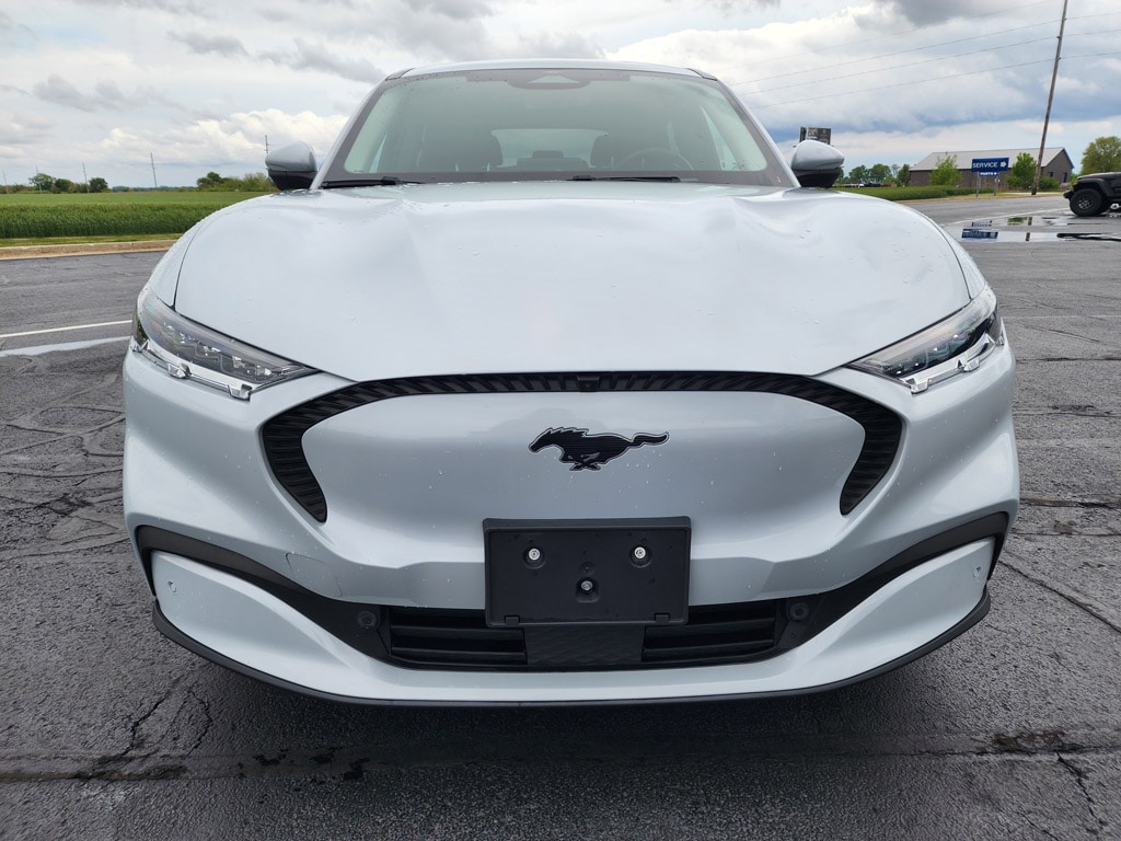 Used 2021 Ford Mustang Mach-E Select RWD with VIN 3FMTK1RM1MMA43974 for sale in Watseka, IL