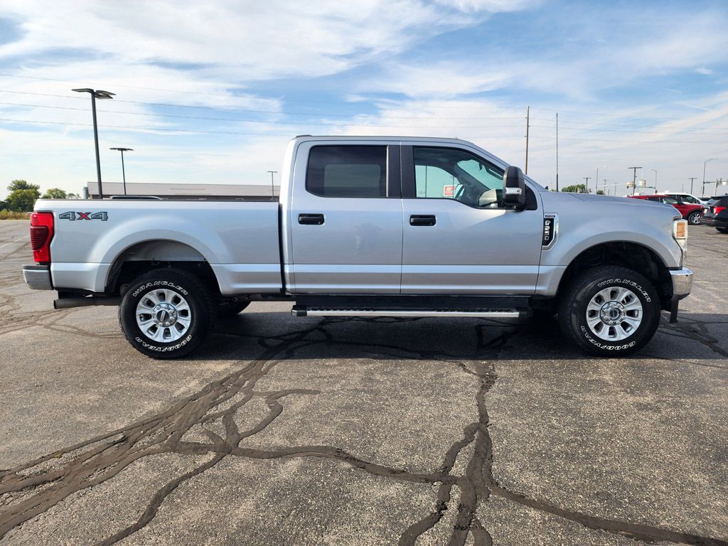 2022 Ford F-250 XL photo 3