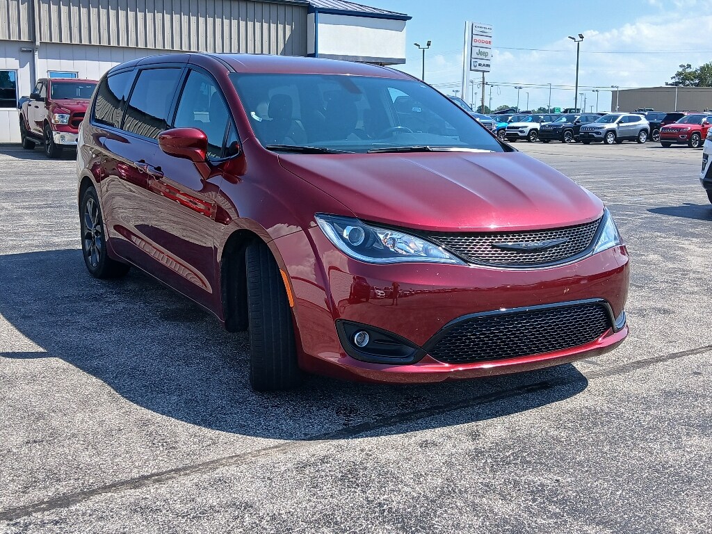Used 2019 Chrysler Pacifica
