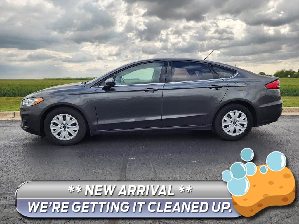 2019 Ford Fusion S FWD's photo