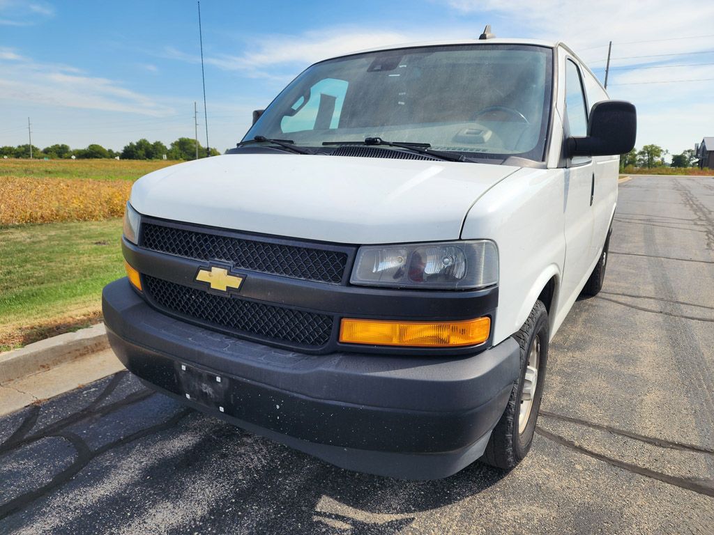 2021 Chevrolet Express 3500 Work Cargo Van photo 2