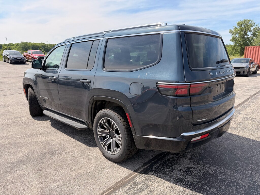 Used 2023 Jeep Wagoneer