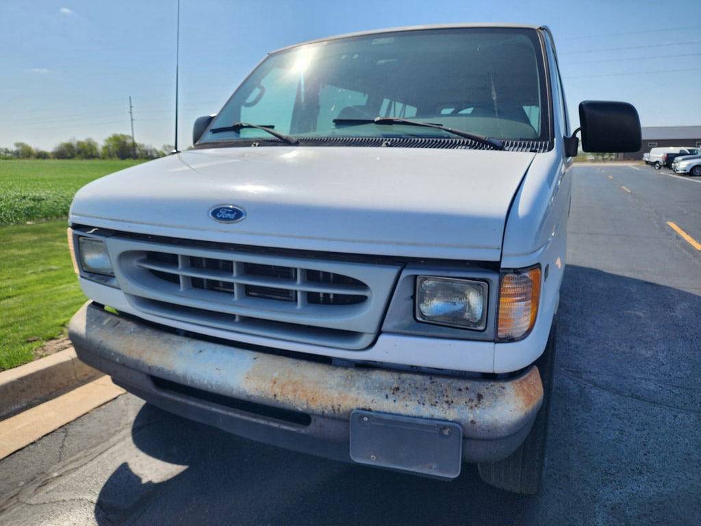 Used 2001 Ford Econoline 150 Van