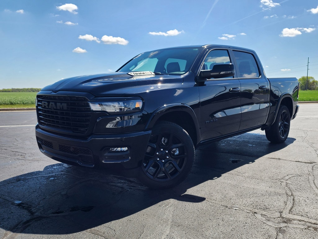 2025 RAM 1500 Laramie 4x4 Crew Cab 5'7's photo