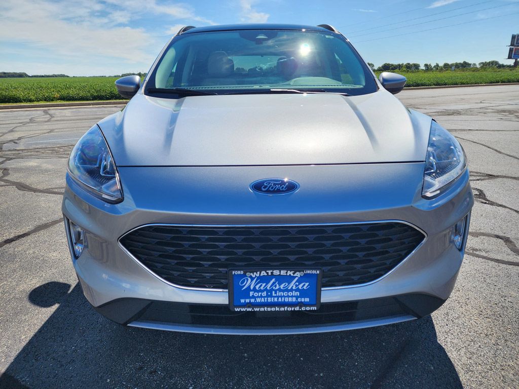 2022 Ford Escape SEL photo 2