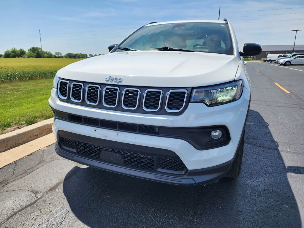 Used 2024 Jeep Compass Latitude SUV