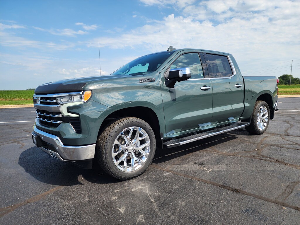 Used 2025 Chevrolet Silverado