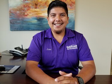 Staff member Jose Zavala from ID_01d4414ad779