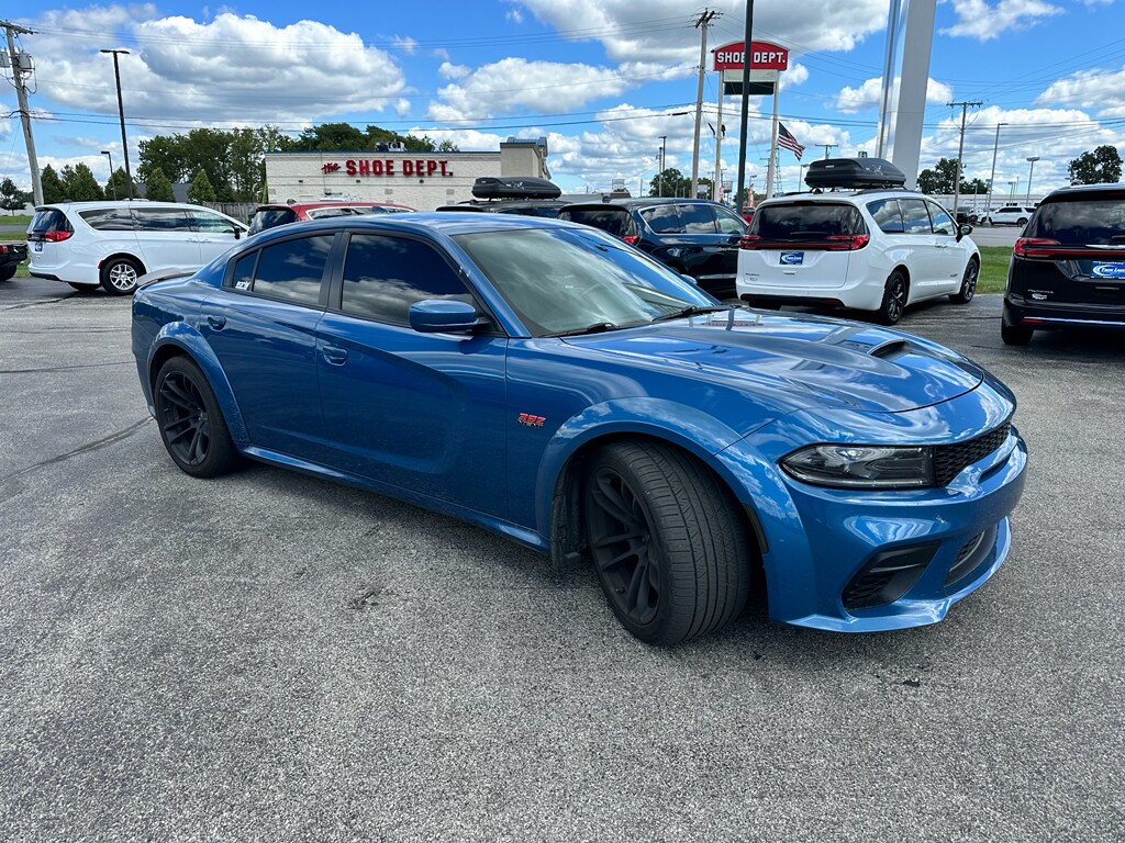 2022 Dodge Charger Scat Pack Widebody photo 3