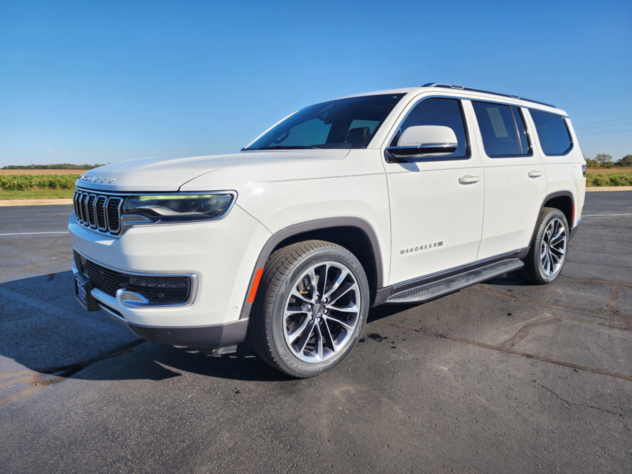 2022 Jeep Wagoneer