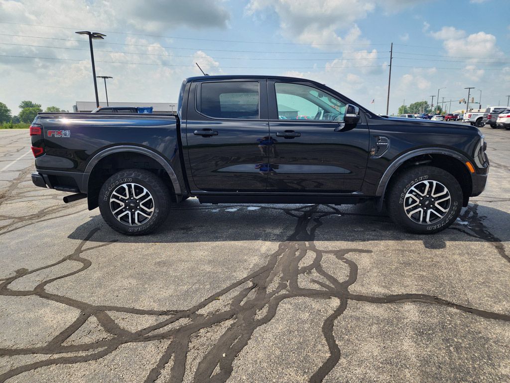 2024 Ford Ranger Lariat photo 3