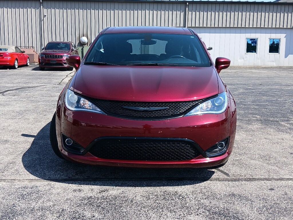 Used 2019 Chrysler Pacifica