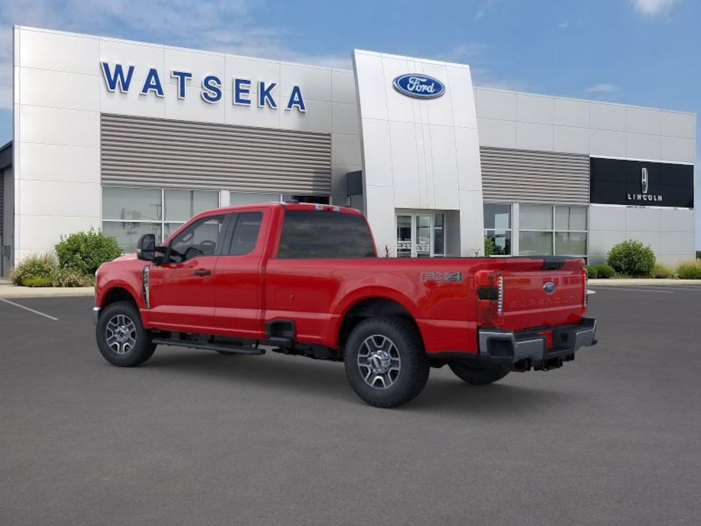 New 2025 Ford F-350 XLT Extended Cab