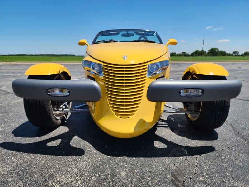 Used 1999 Plymouth Prowler Base with VIN 1P3EW65G0XV500928 for sale in Watseka, IL
