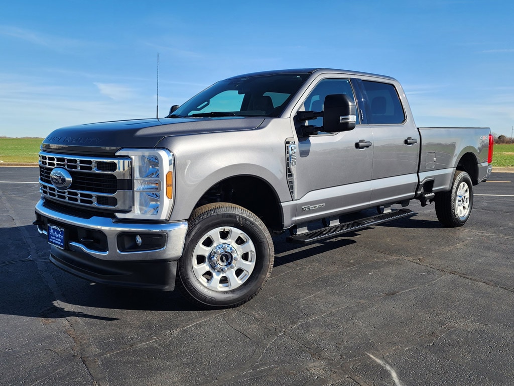 Used 2024 Ford F-250 XLT Crew Cab