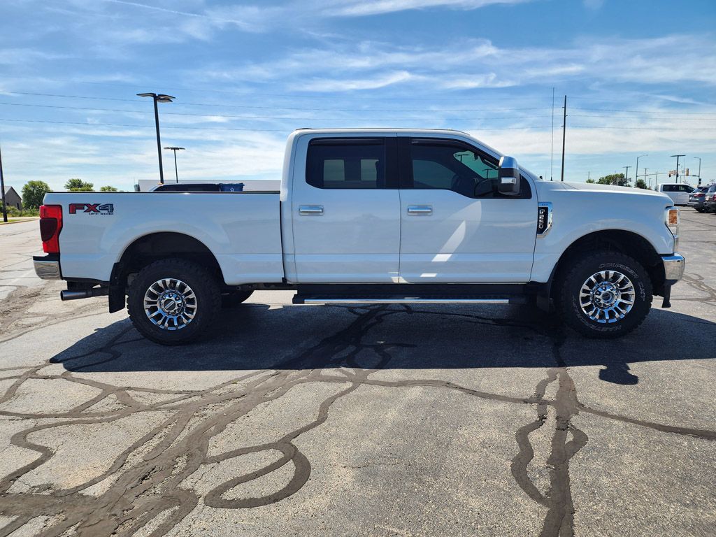 2020 Ford F-250 XLT photo 3