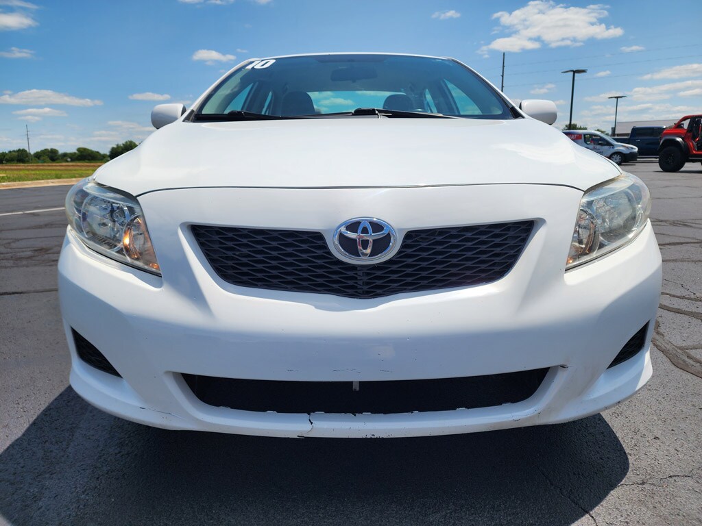 Used 2010 Toyota Corolla LE with VIN 1NXBU4EE0AZ381699 for sale in Watseka, IL