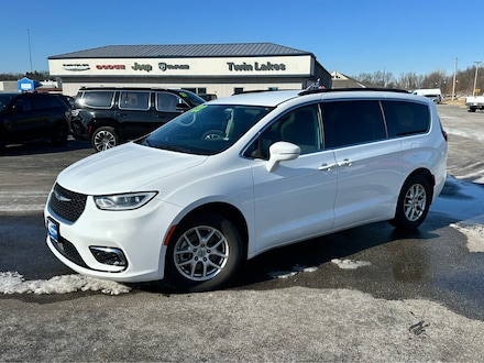2022 Chrysler Pacifica Touring L FWD