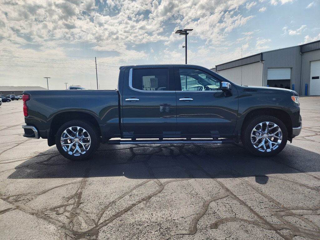 Used 2025 Chevrolet Silverado