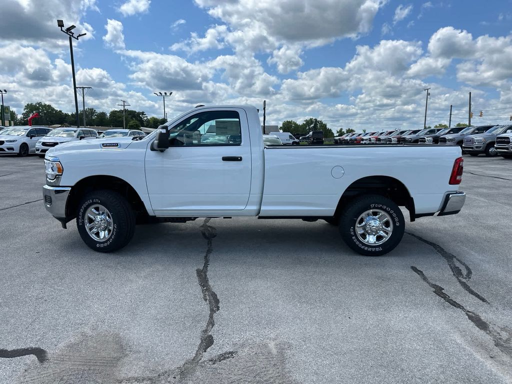2024 Ram 2500 Tradesman photo 2