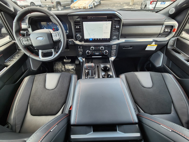 2025 Ford F-150 Raptor - Photo 23