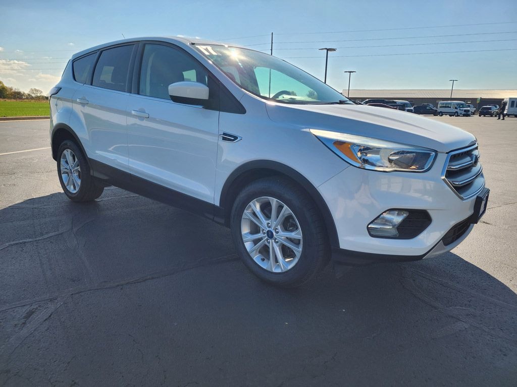 Used 2017 Ford Escape SE SUV