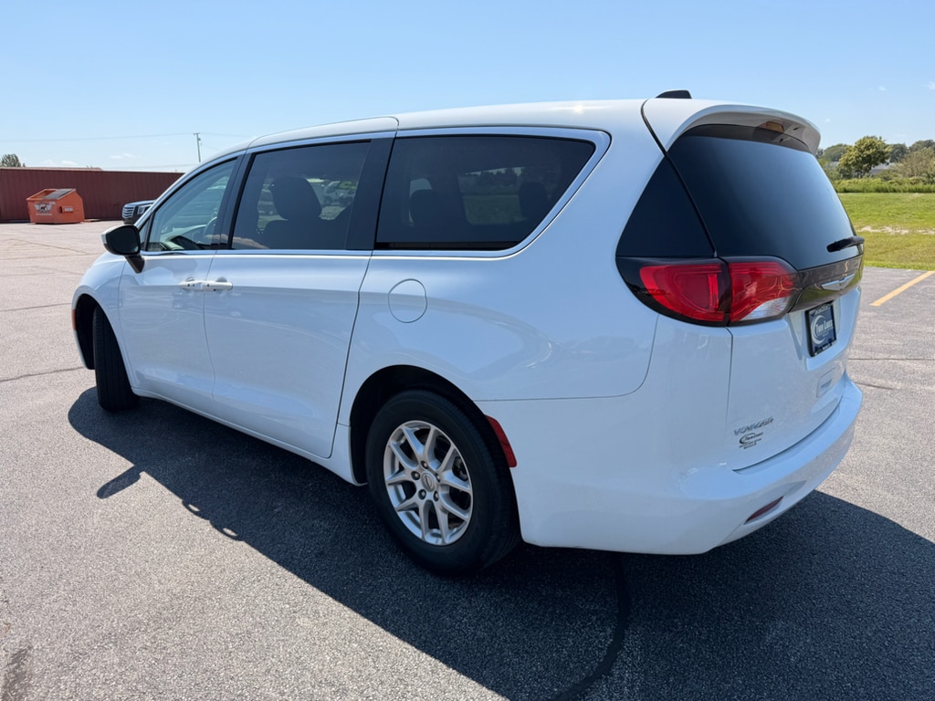 Used 2023 Chrysler Voyager
