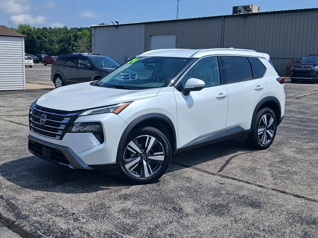 Used 2024 Nissan Rogue