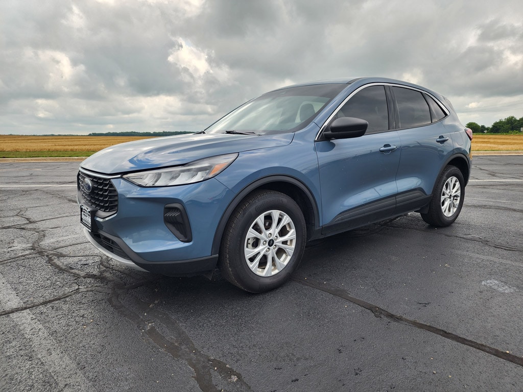 2023 Ford Escape