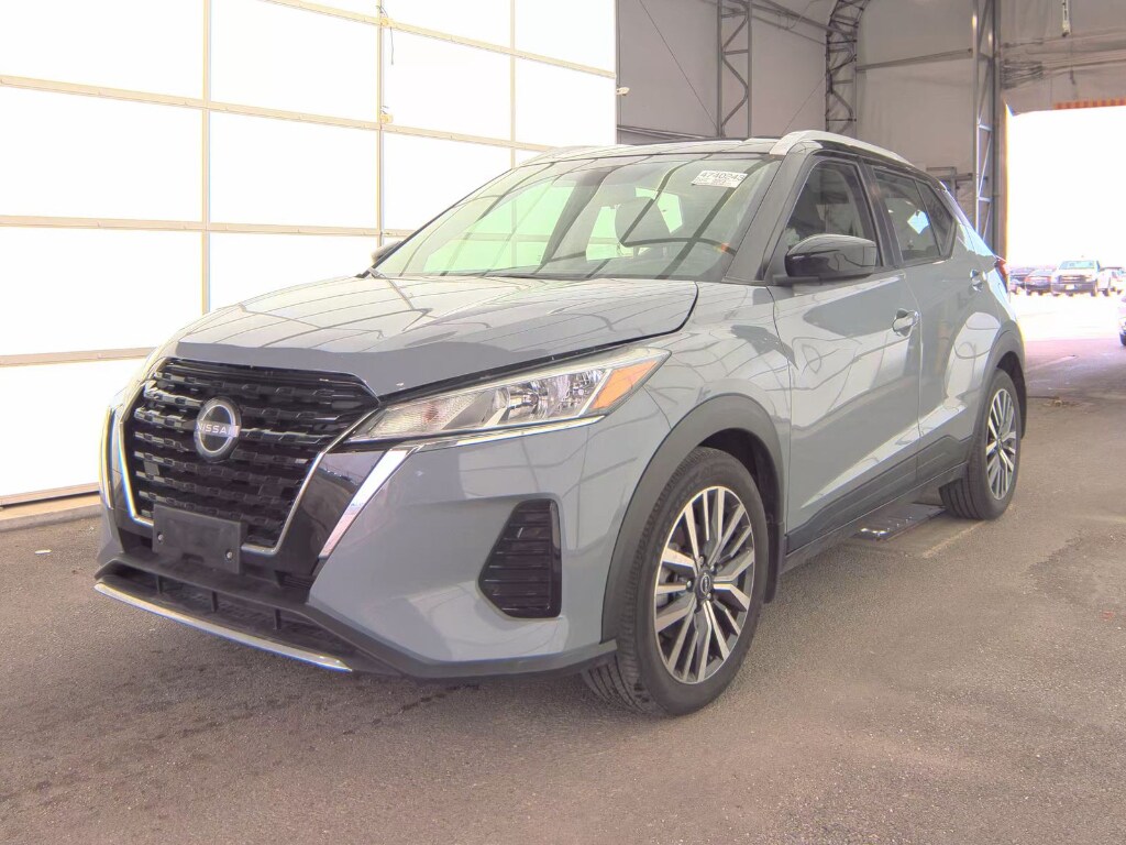 Used 2023 Nissan Kicks