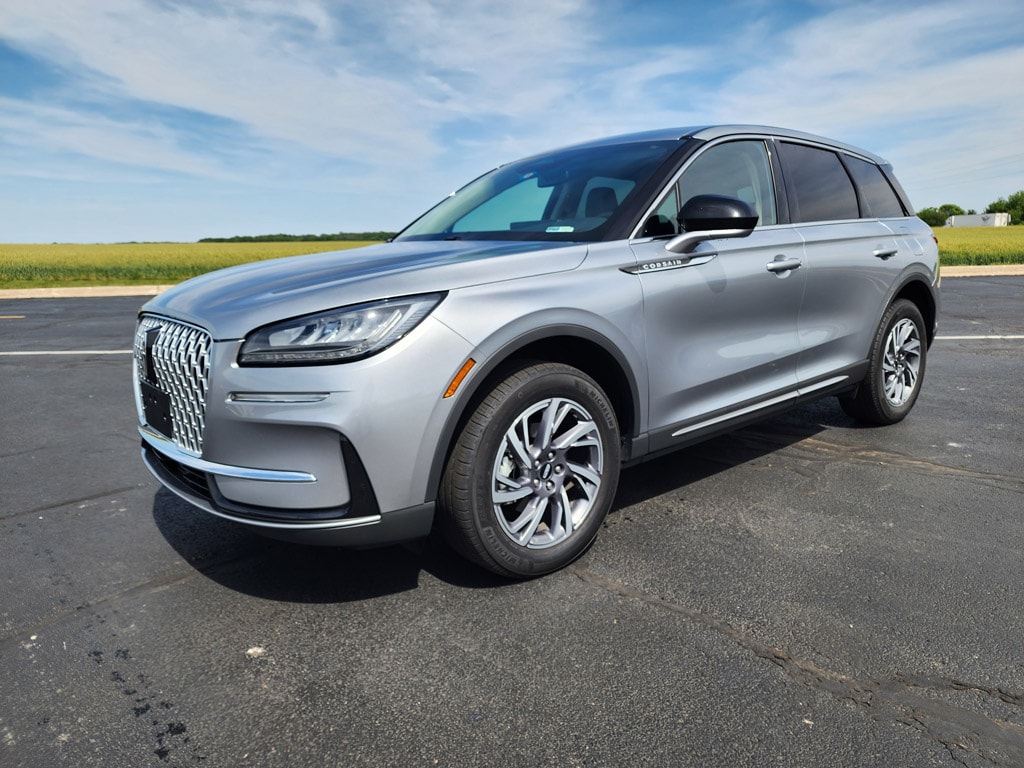 2023 Lincoln Corsair FWD's photo