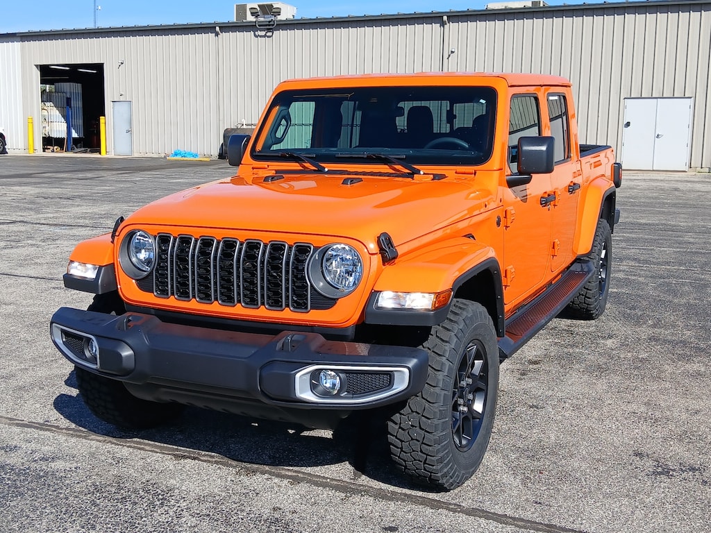 Used 2025 Jeep Gladiator