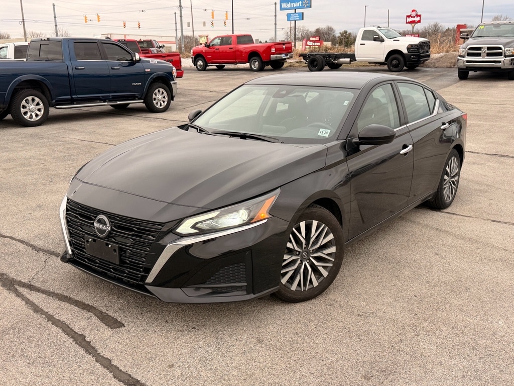 2024 Nissan Altima SV's photo