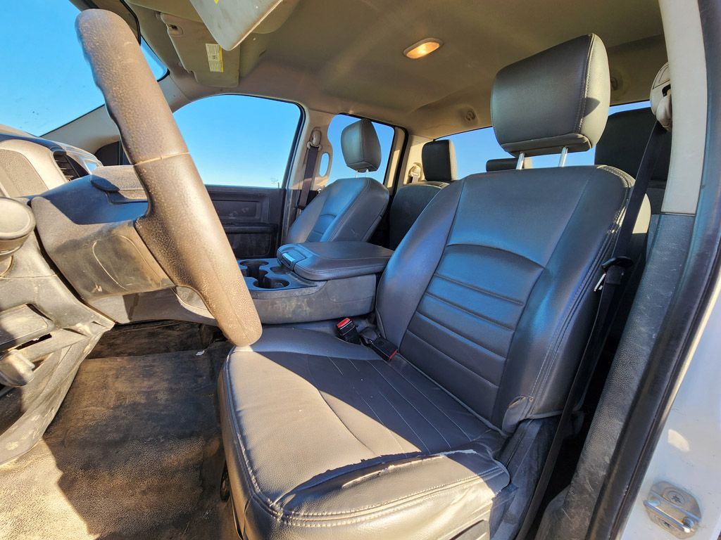 2019 Ram 1500 Classic Tradesman photo 3