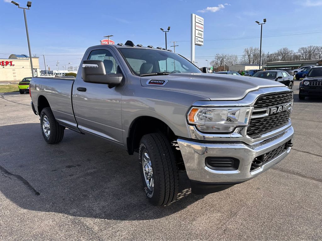 2024 Ram 2500 Tradesman photo 4
