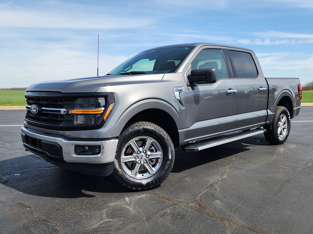 2025 Ford F-150 XLT Crew Cab Short Bed Truck