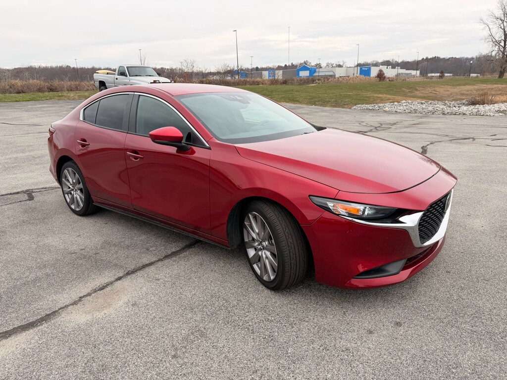 2021 Mazda Mazda3 Select photo 3