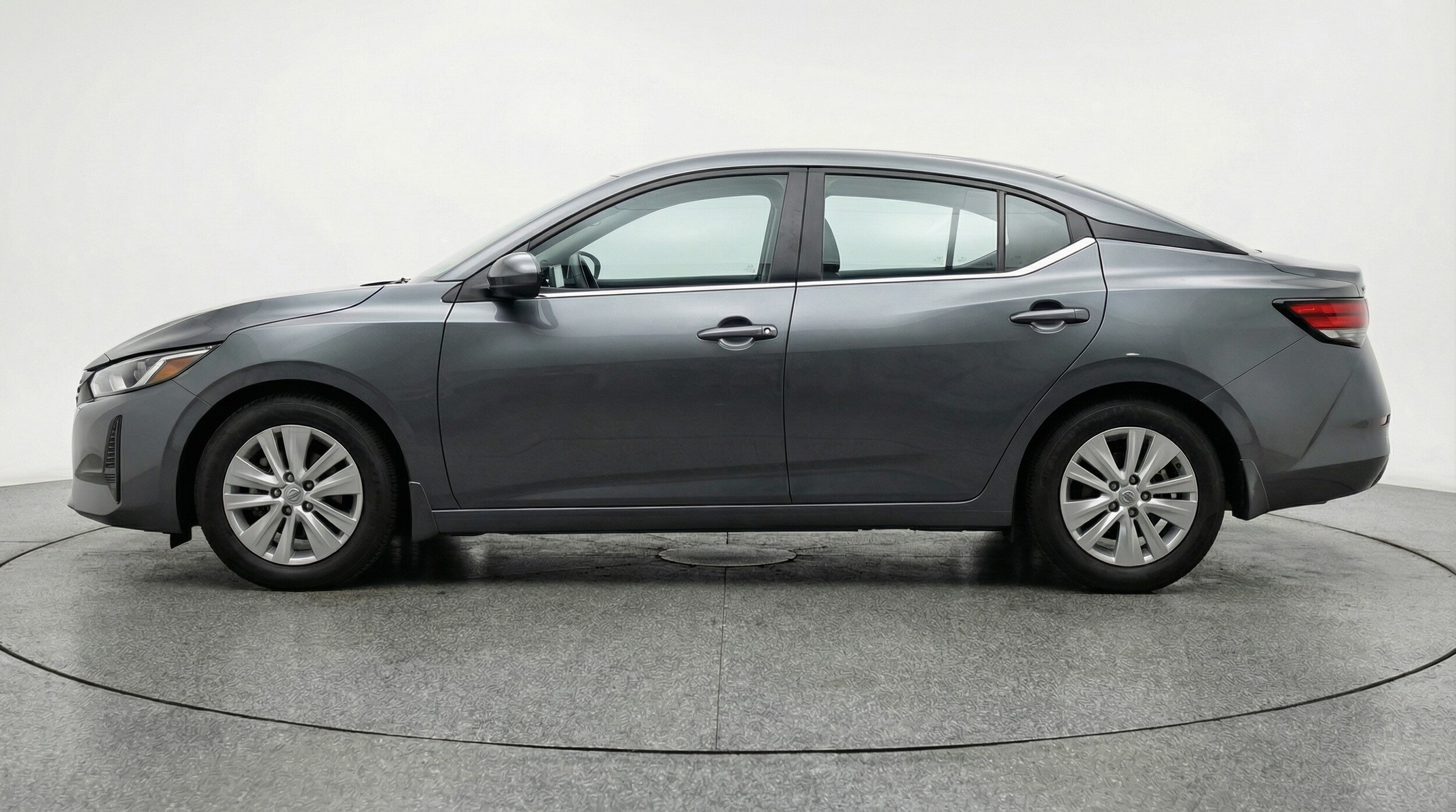 Thumbnail: 2025 Nissan Sentra - 4