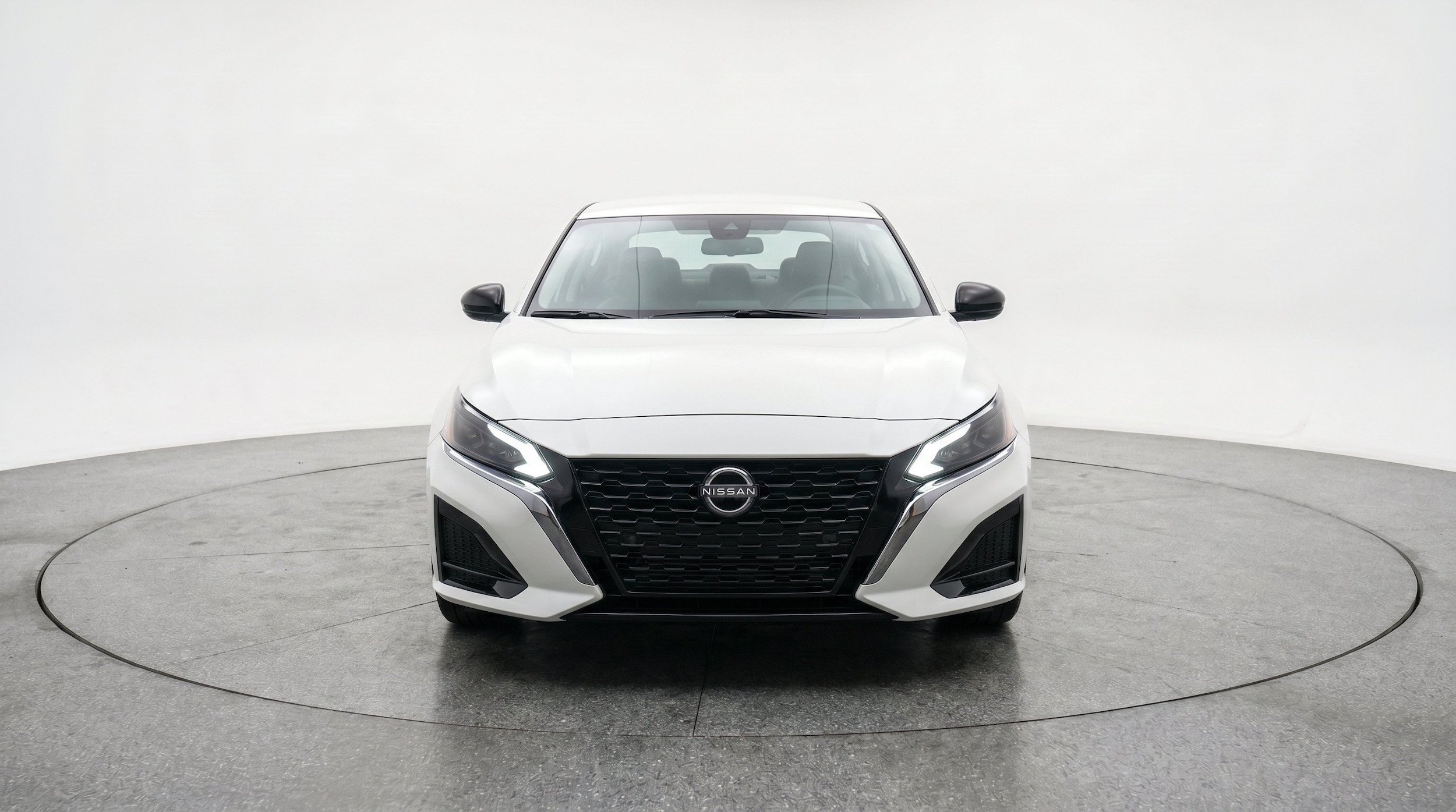 Thumbnail: 2025 Nissan Altima - 2
