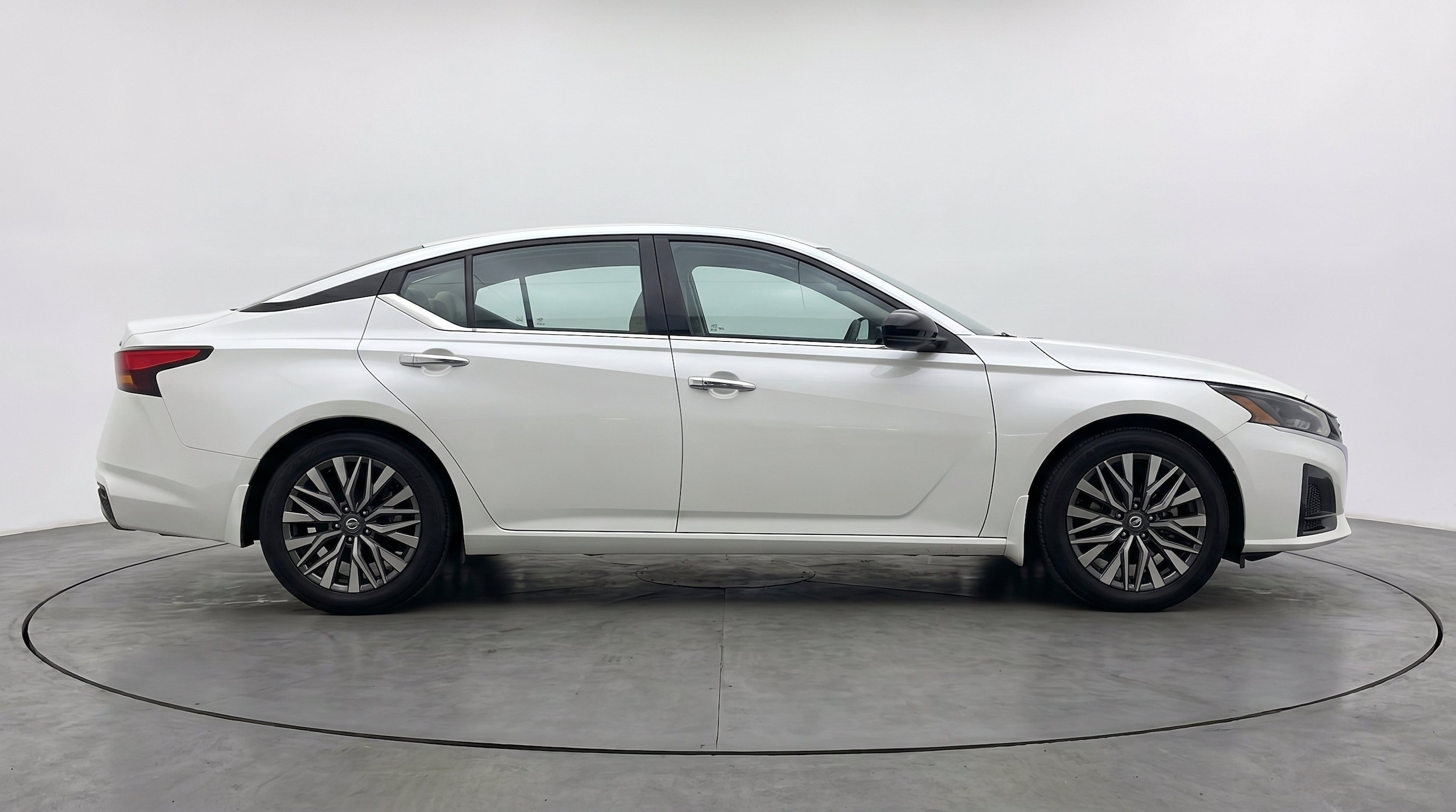 Thumbnail: 2025 Nissan Altima - 11