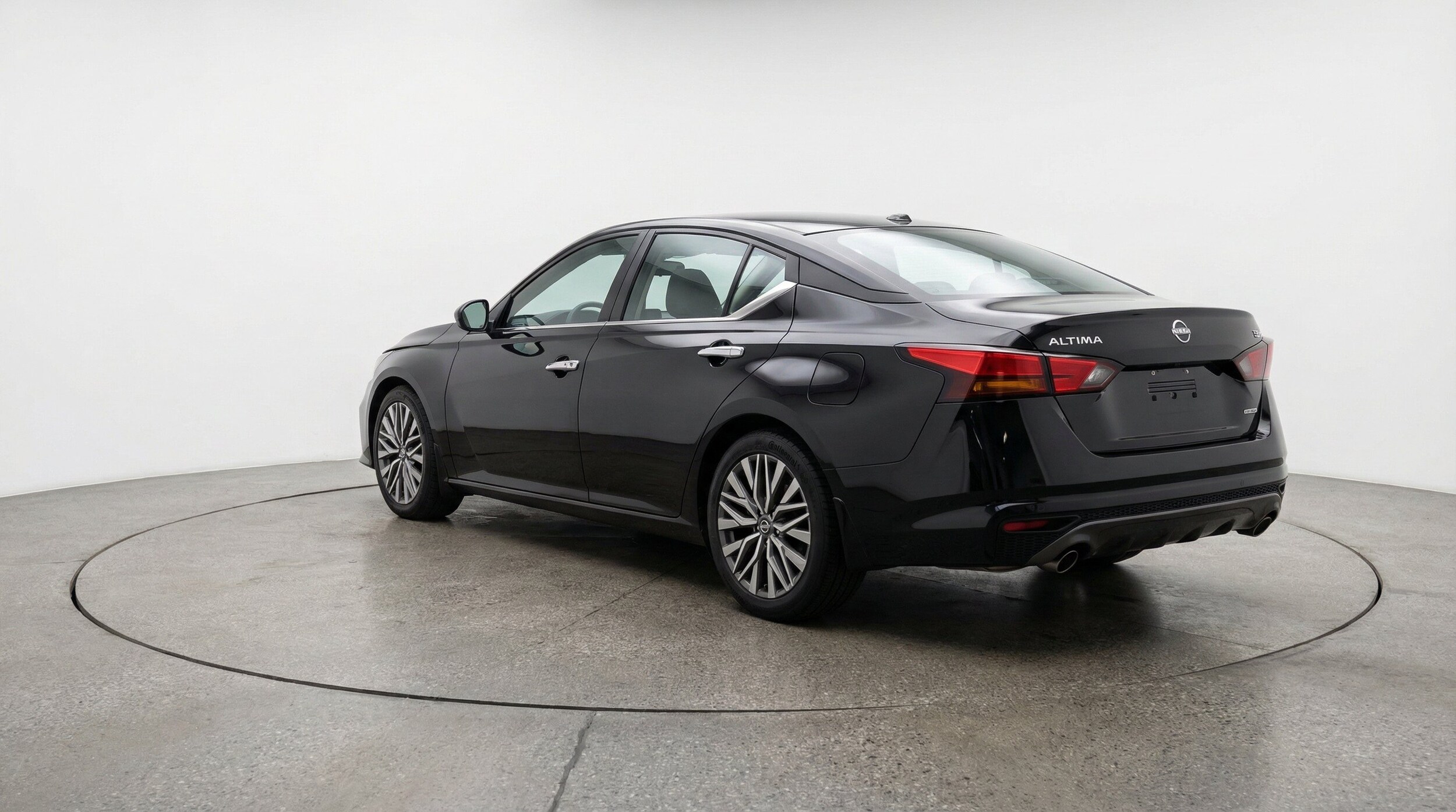 Thumbnail: 2025 Nissan Altima - 6