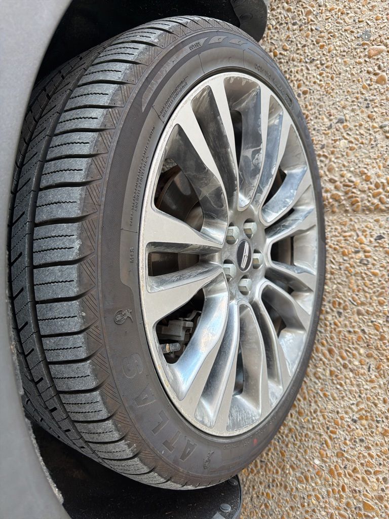 Used 2016 Lincoln MKX Reserve with VIN 2LMTJ8LP0GBL22356 for sale in Waxahachie, TX