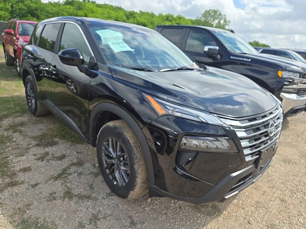 Used 2026 Nissan Rogue SV SUV