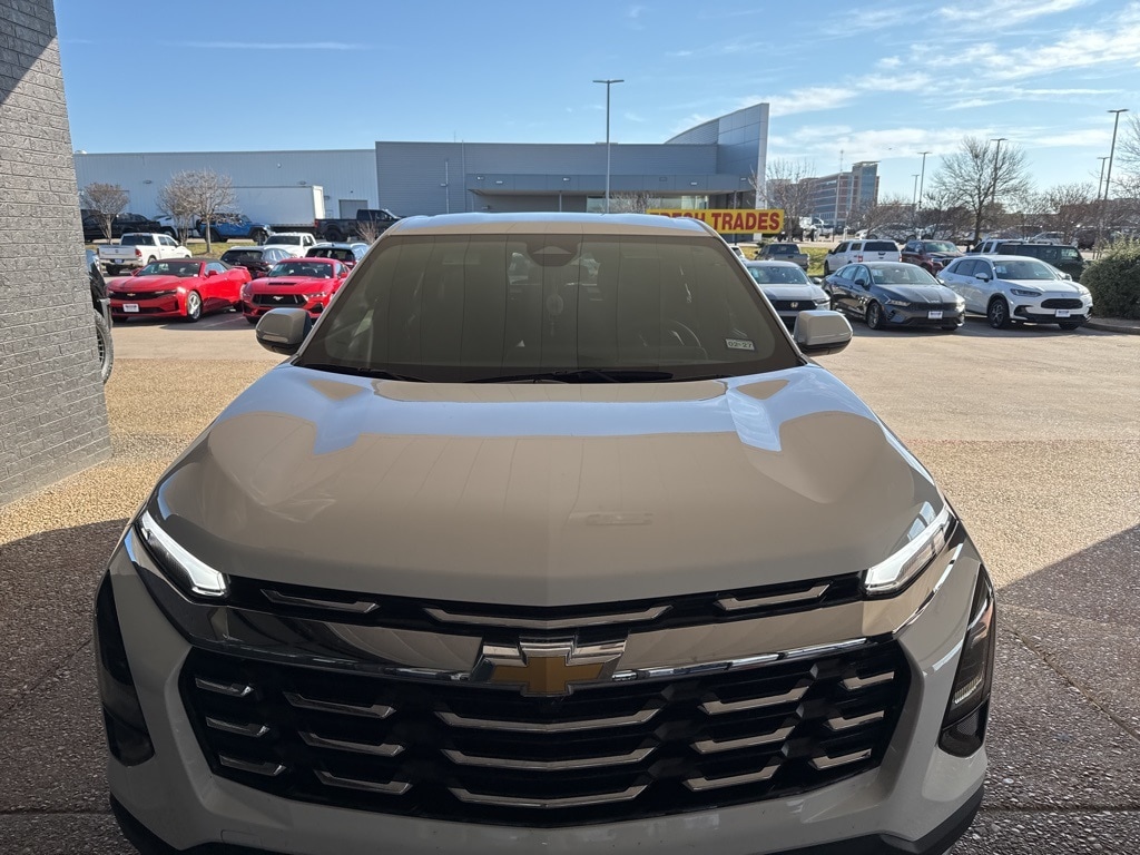2025 Chevrolet Equinox LT's photo