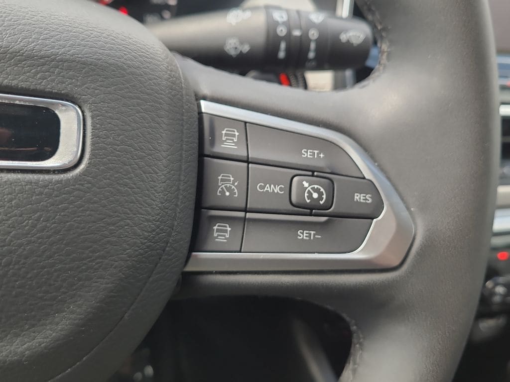 2025 Jeep Compass Limited - Photo 28