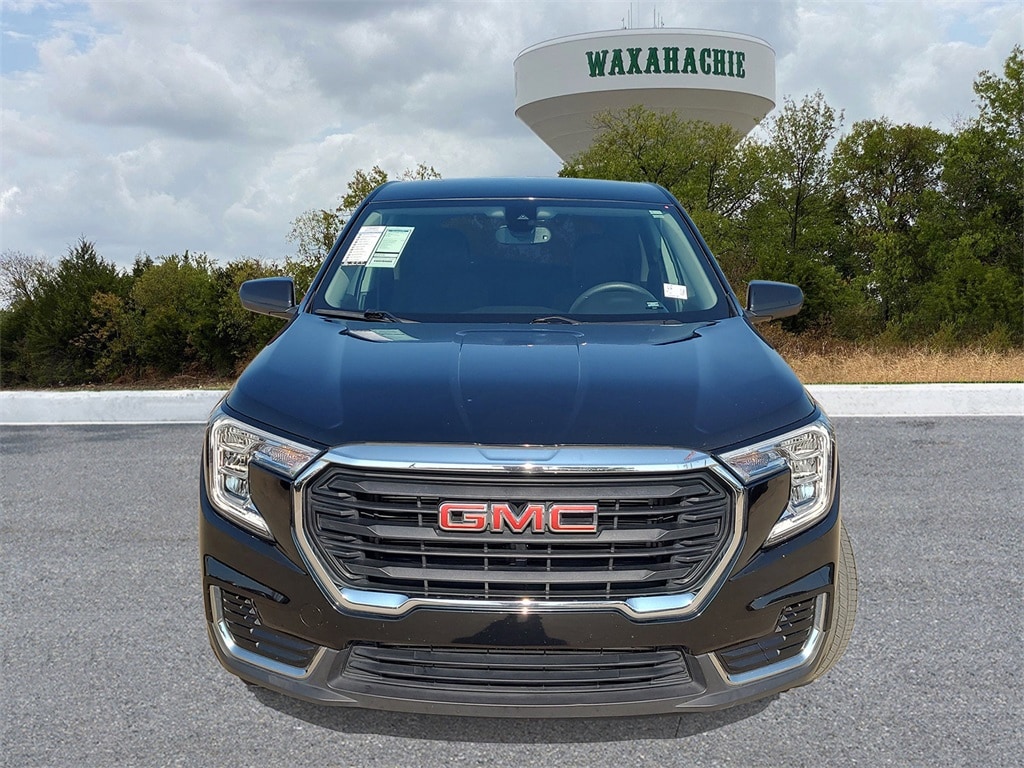 Used 2024 GMC Terrain SLE with VIN 3GKALMEGXRL221232 for sale in Waxahachie, TX