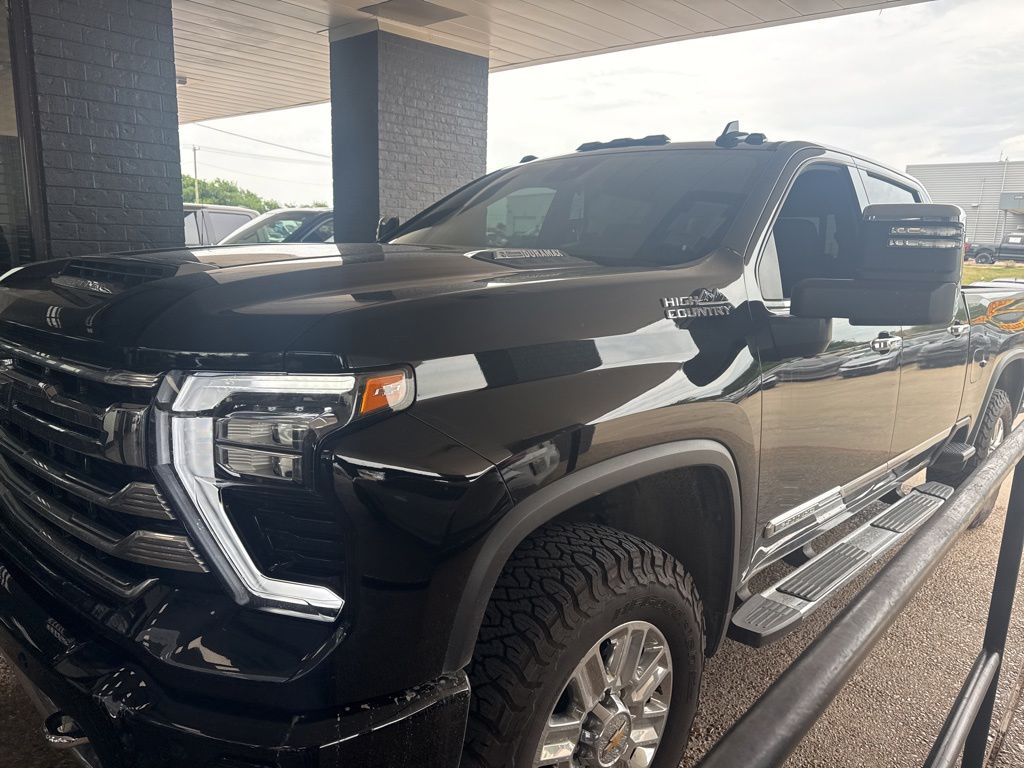 2024 Chevrolet Silverado HD High Country 4WD Crew Cab Standard Box's photo