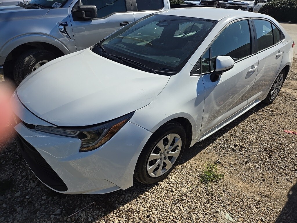 Used 2025 Toyota Corolla LE Sedan