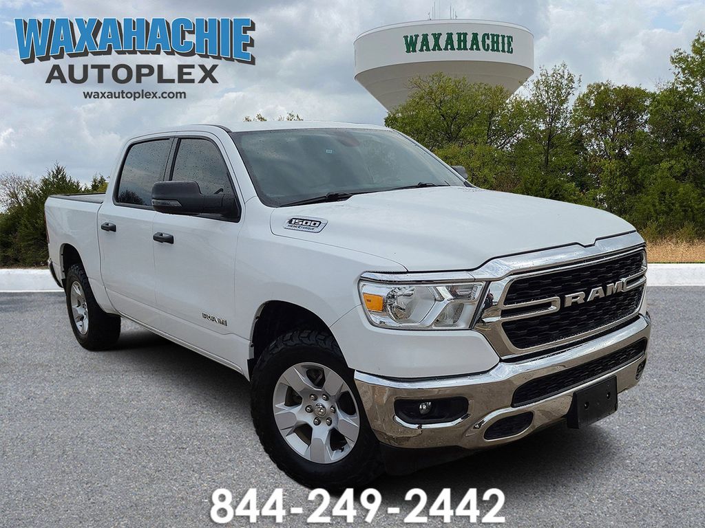 2023 RAM 1500 Big Horn/Lone Star 4x4 Crew Cab 5'7's photo