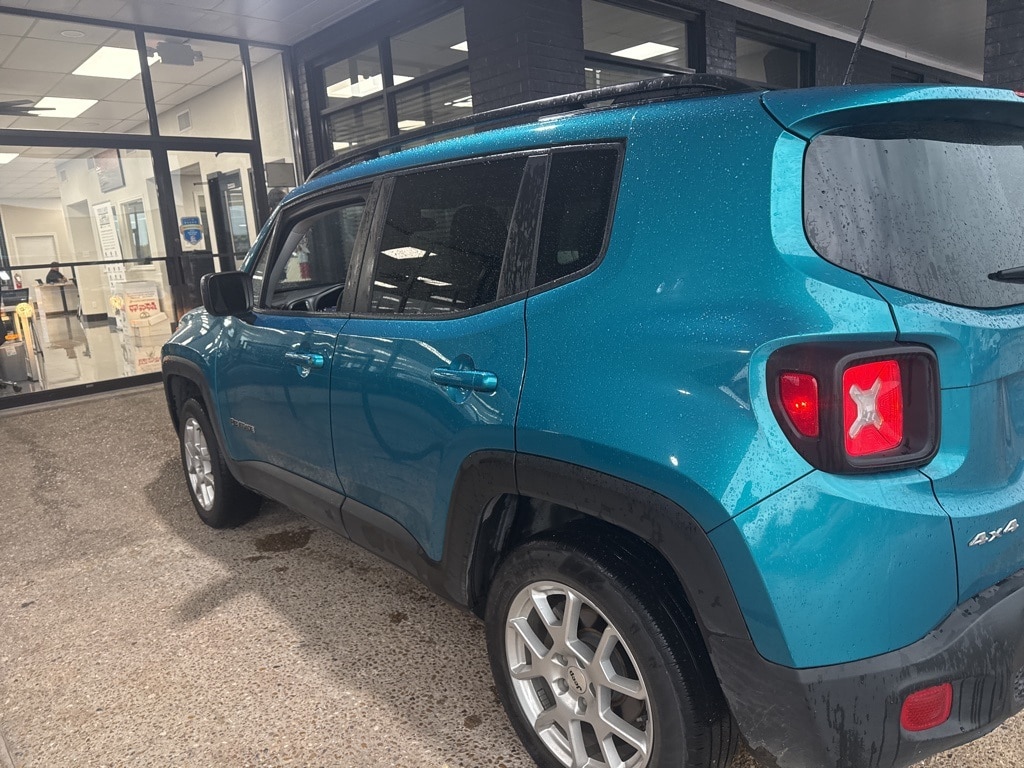 Used 2022 Jeep Renegade Latitude with VIN ZACNJDB11NPN98257 for sale in Waxahachie, TX